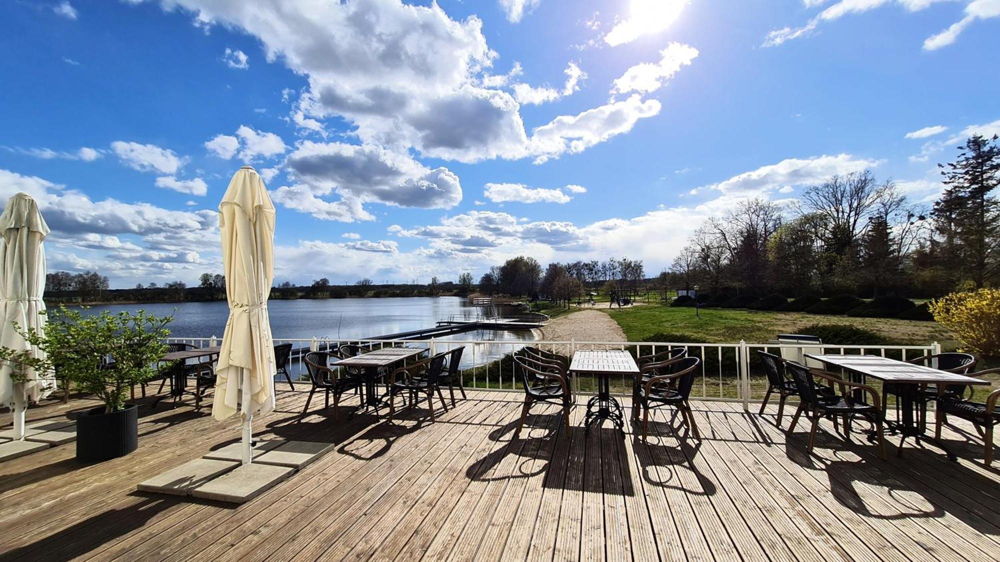 Hotel & Restaurant Haus Am See Locknitz Ngoại thất bức ảnh