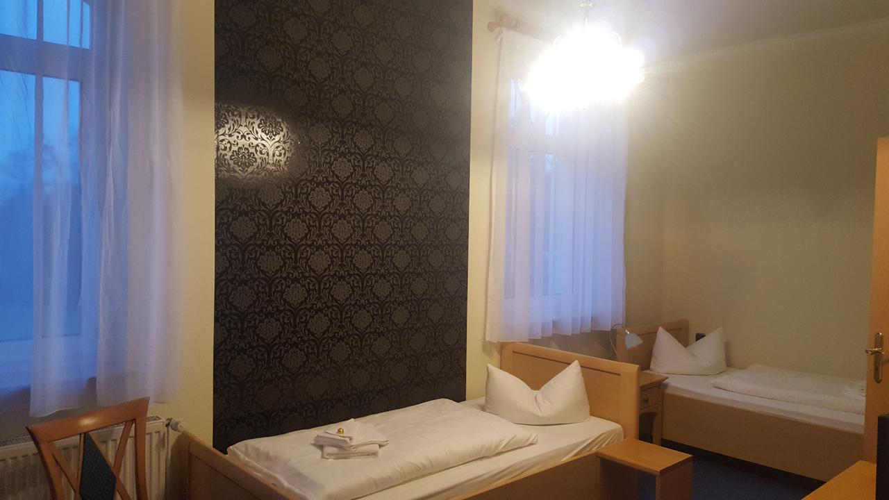 Hotel & Restaurant Haus Am See Locknitz Ngoại thất bức ảnh