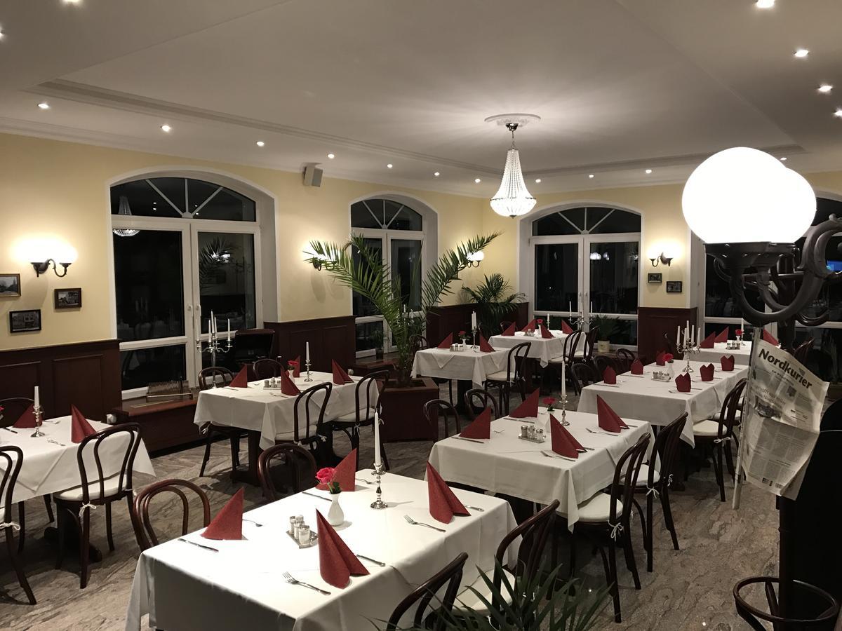 Hotel & Restaurant Haus Am See Locknitz Ngoại thất bức ảnh